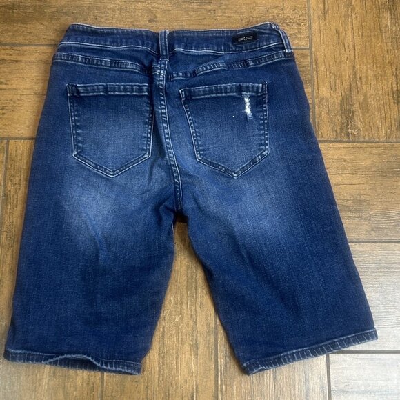 Liverpool The Long Bermuda Dark Wash Jean Shorts Size 4/27 - Picture 8 of 11